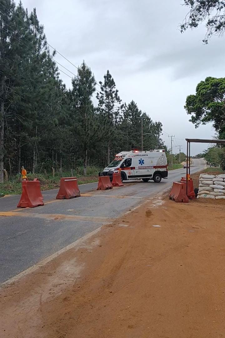 Presunto asaltante arrolla a policía y provoca intensa persecución en Las Choapas
