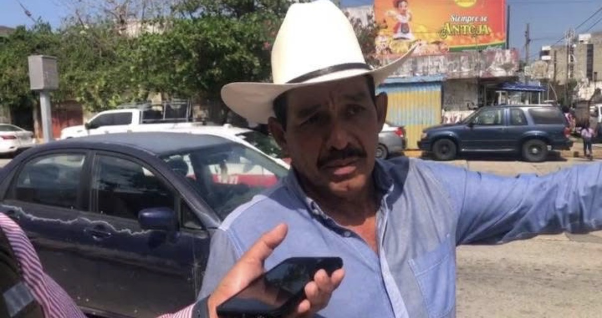 Exalcalde Renato Tronco Gómez sufre accidente vial en Coatzacoalcos; no hay lesionados graves